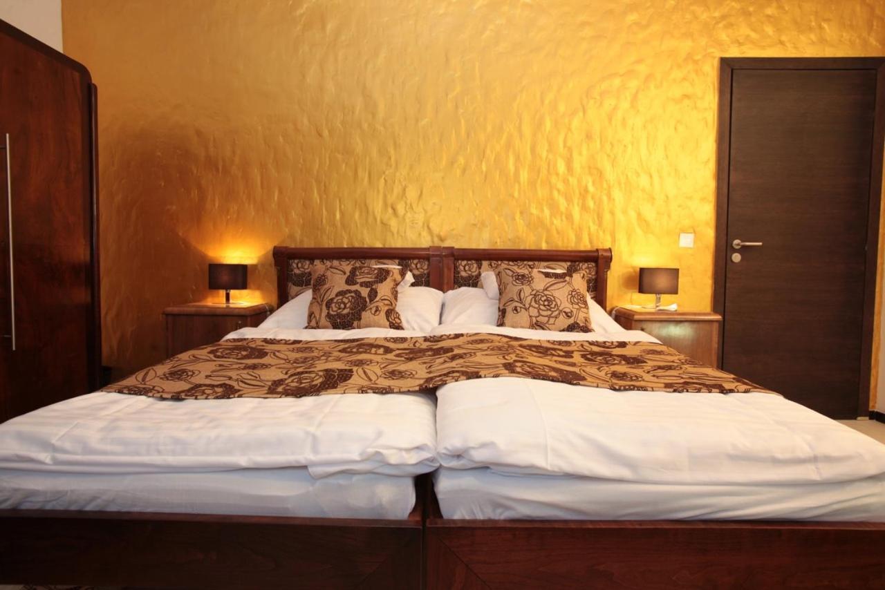 Parliament Penthouse Boutique B&B Budapest Bagian luar foto