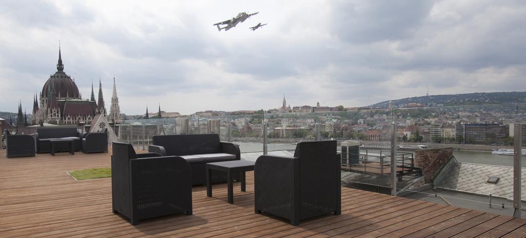 Parliament Penthouse Boutique B&B Budapest Bagian luar foto